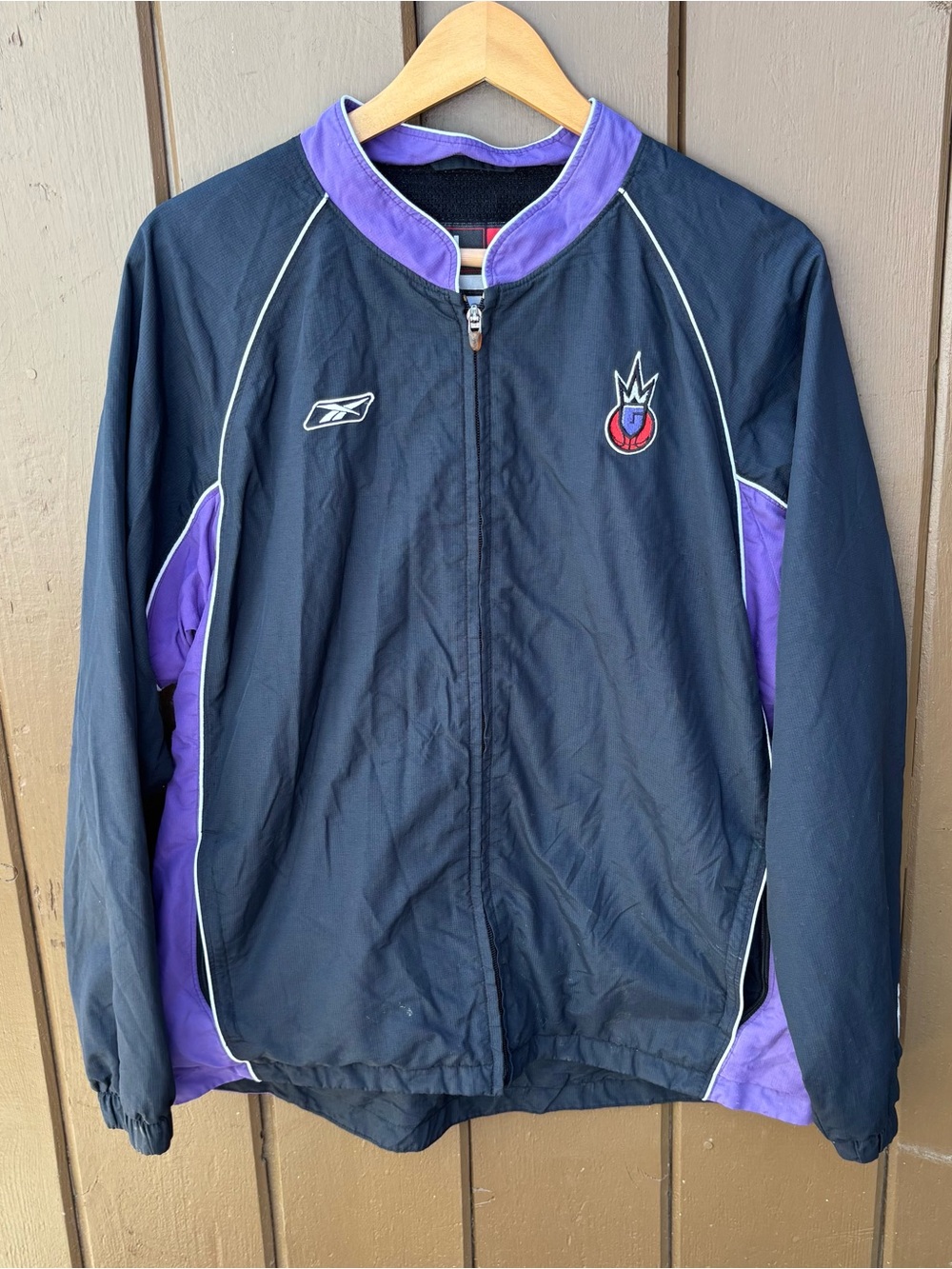 Reebok Sacramento Monarchs WNBA Jacket Size L Black Purple Team Apparel Unisex